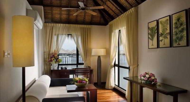 Golden Palm Resort Sanya Exterior photo